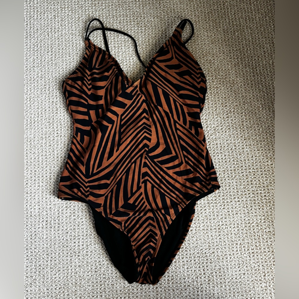 Hurley One Piece Swimsuit | Brown and Black Geoprint | Size L